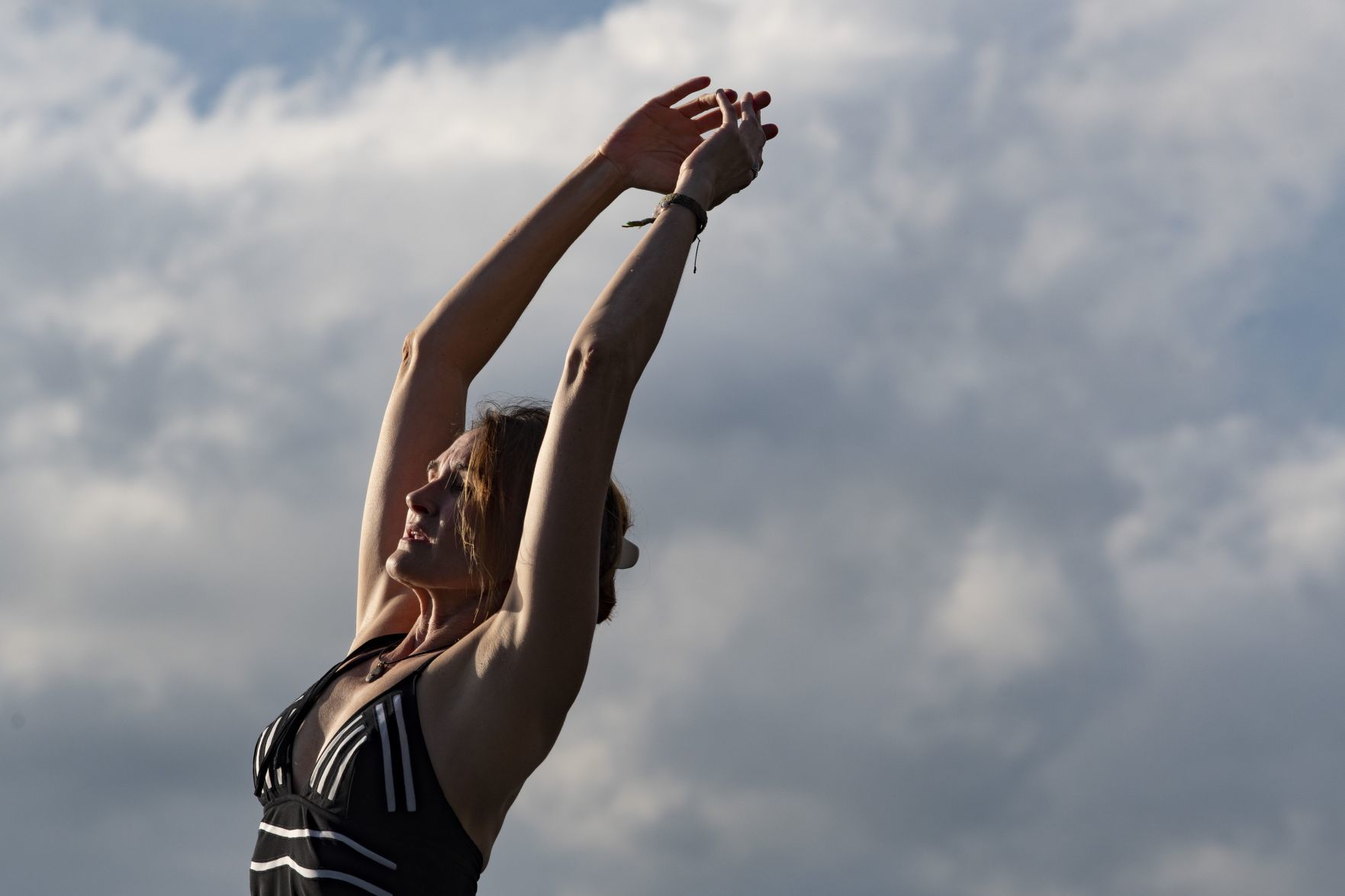 Paddleboard yoga at Creve Coeur Lake